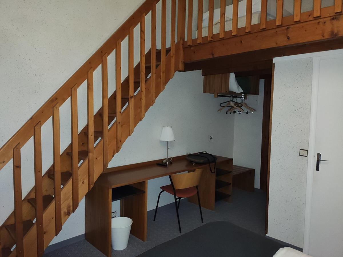 Hotel Les Dineux Village Tremeur